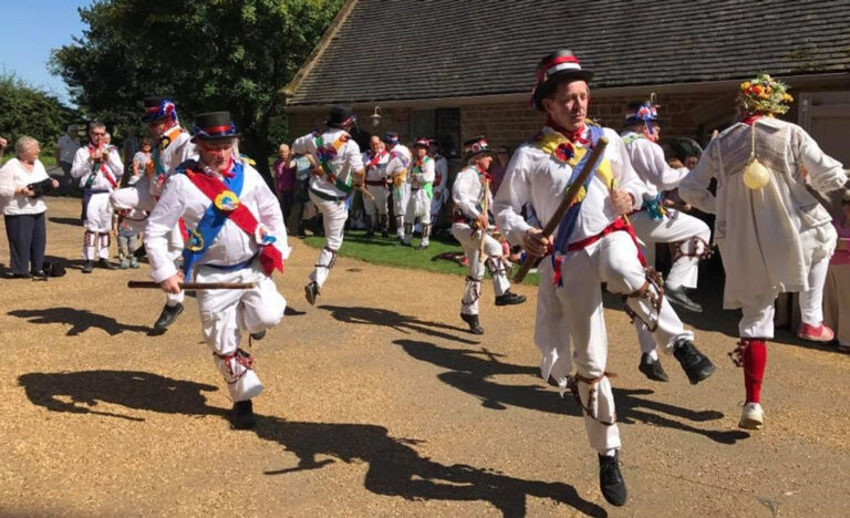 Brackley Morris Men